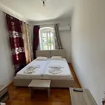 Little 1 Guest house Himare