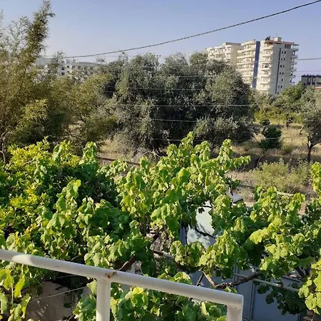 Gezos Guest house Himare