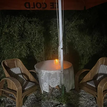 Gezos Guest house Himare