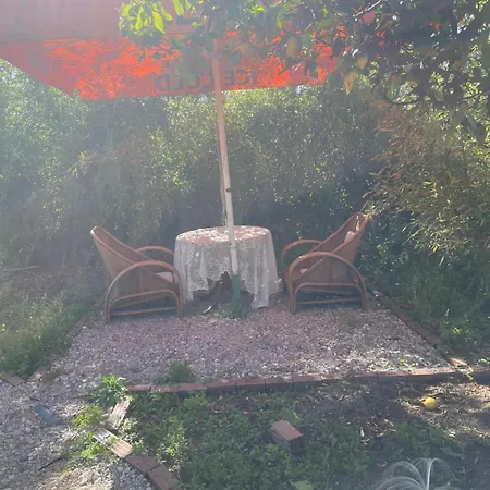 Guest house Gezos