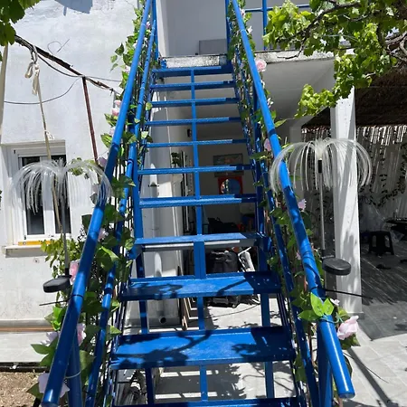 Guest house Gezos *